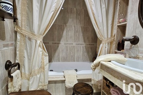 Dzīvoklis pārdošanā Pontevedra, Spānijā 4 istabas, 130 m2 Nr. 153874 - attēls 22