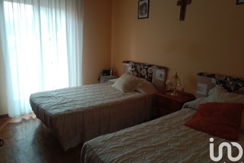 Продажа дома в Ла-Баньеса, Леон, Испания 5 спален, 237м2 №153875 - фото 11