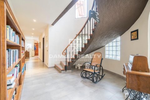 Willa w Lloret de Mar, Girona, Hiszpania 5 sypialni, 548 mkw. nr 176900 – zdjęcie 25