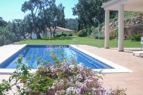 Dom w Tossa de Mar, Girona, Hiszpania 5 sypialni, 384 mkw. nr 176904 – zdjęcie 5