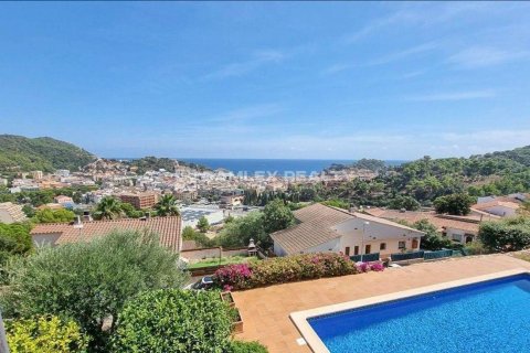 Dom w Tossa de Mar, Girona, Hiszpania 5 sypialni, 384 mkw. nr 176904 – zdjęcie 3