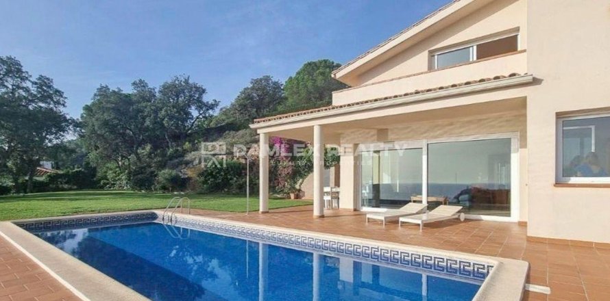 Dom w Tossa de Mar, Girona, Hiszpania 5 sypialni, 384 mkw. nr 176904