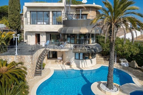Willa w Platja D'aro, Girona, Hiszpania 7 sypialni, 390 mkw. nr 176905 – zdjęcie 4