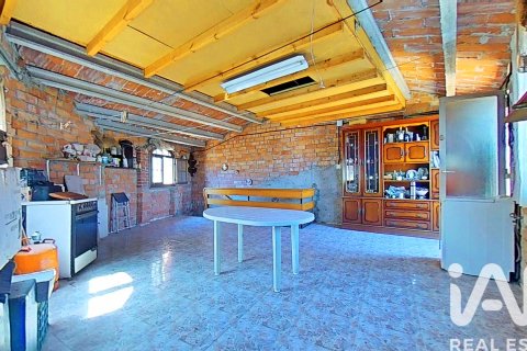 House for sale in L'Espluga de Francoli, Tarragona, Spain 156 sq.m. No. 184974 - photo 20