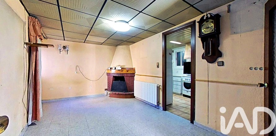 House in L'Espluga de Francoli, Tarragona, Spain 156 sq.m. No. 184974