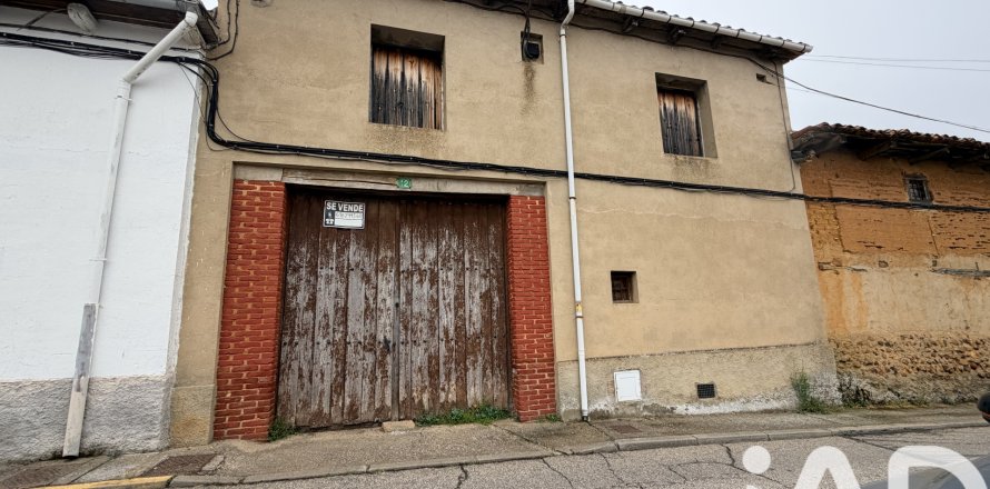 House in Villaquilambre, Leon, Spain 130 sq.m. No. 184975