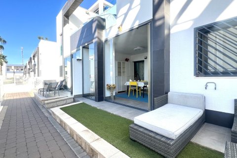 Apartament w La Zenia, Alicante, Hiszpania 2 sypialnie, 70 mkw. nr 191615
