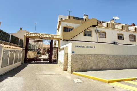 Bliźniak w La Zenia, Alicante, Hiszpania 3 sypialnie, 80 mkw. nr 191614 – zdjęcie 2