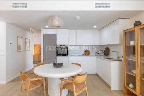 Продажа квартиры в Кальпе, Аликанте, Испания 2 спальни, 83м2 №155349 - фото 13