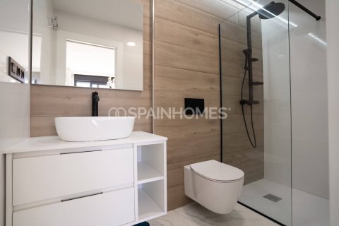 Kattohuoneisto myytävänä Pilar de la Horadada, Alicante, Espanja, 2 makuuhuonetta, 60 m2 No. 155345 - kuva 20