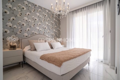 Kattohuoneisto myytävänä Pilar de la Horadada, Alicante, Espanja, 2 makuuhuonetta, 60 m2 No. 155345 - kuva 17