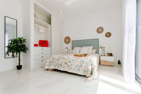 Apartament w Alicante, Hiszpania 3 sypialnie, 138 mkw. nr 147050 – zdjęcie 25