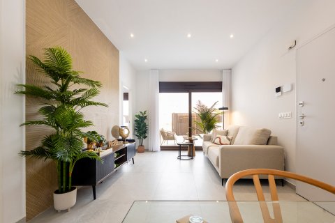 Kaupunkipientalo myytävänä Alicante, Espanja, 2 makuuhuonetta, 73 m2 No. 147055 - kuva 26