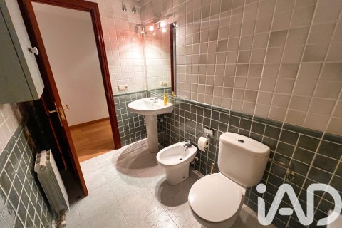 Wohnung zum Verkauf in Figueres, Girona, Spanien 3 Schlafzimmer, 165 m2 Nr. 152867 - Foto 17