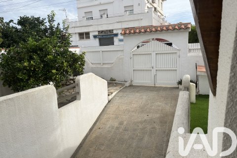 Продажа дома в Кунит, Таррагона, Испания 4 спальни, 224м2 №152869 - фото 5