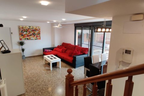 Duplex zum Verkauf in Castellon de la Plana, Castellon, Spanien 3 Schlafzimmer, 121 m2 Nr. 152868 - Foto 9