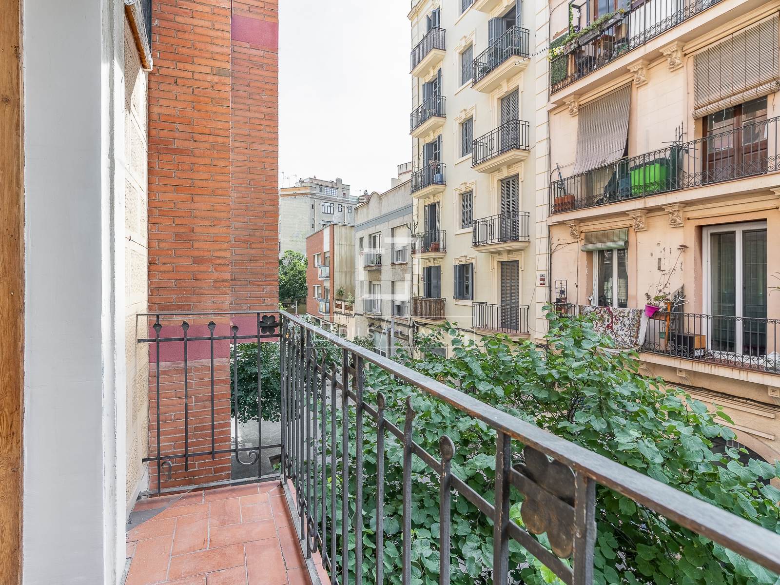 Apartment in Barcelona, Spain 3 bedrooms, 67 sq.m. No. 192581