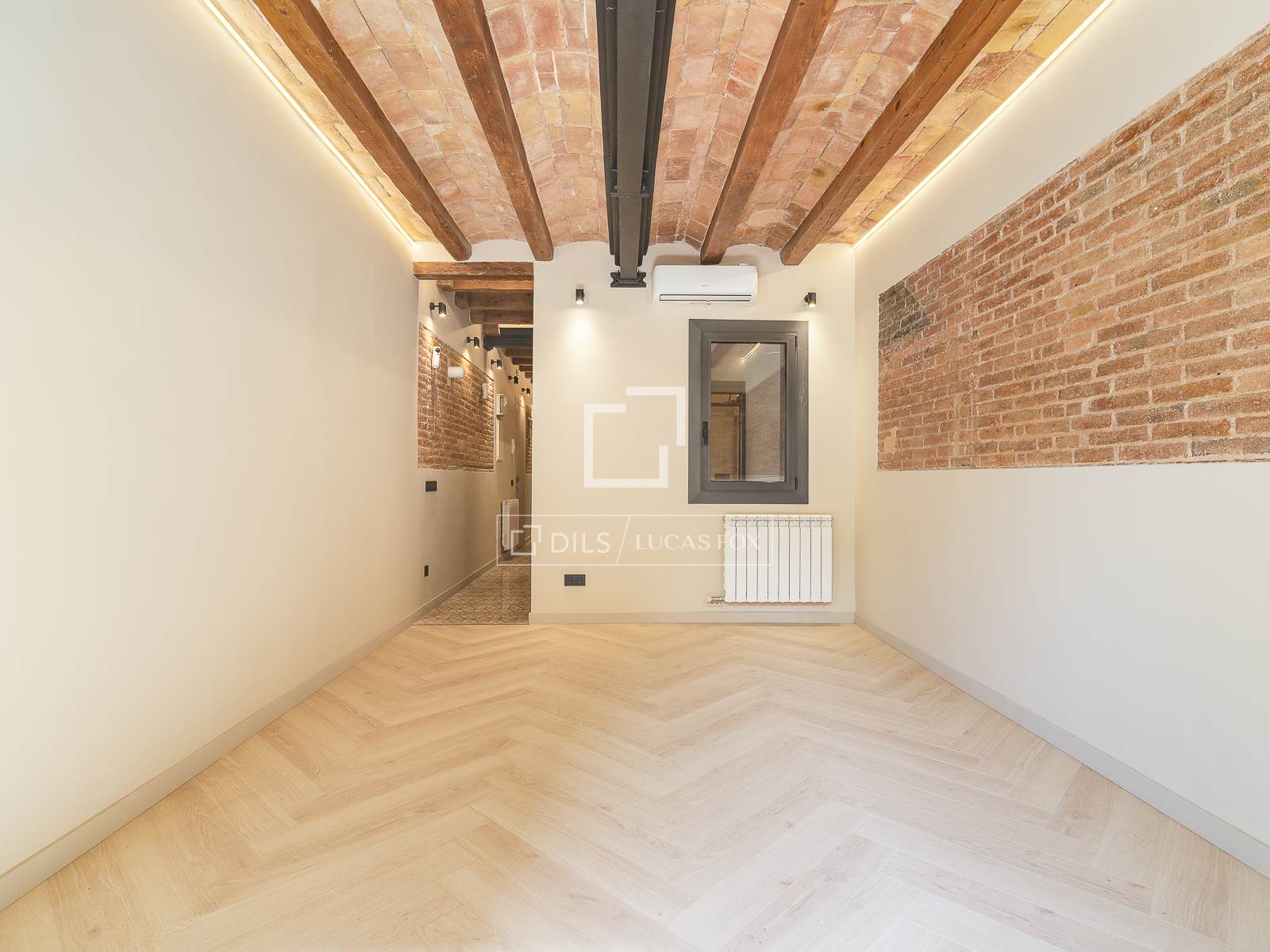 Apartment in Barcelona, Spain 3 bedrooms, 67 sq.m. No. 192581