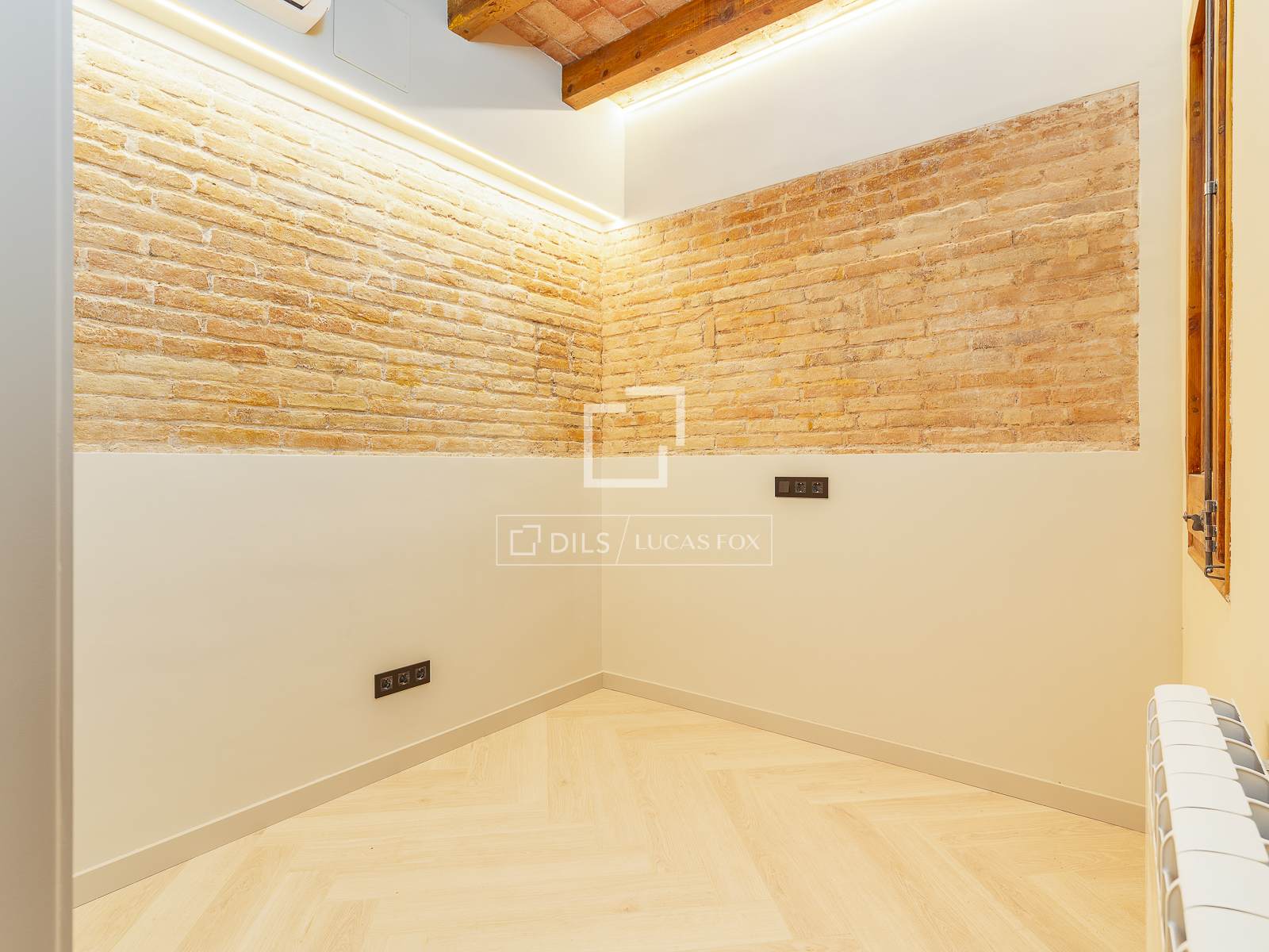 Apartment in Barcelona, Spain 3 bedrooms, 67 sq.m. No. 192581