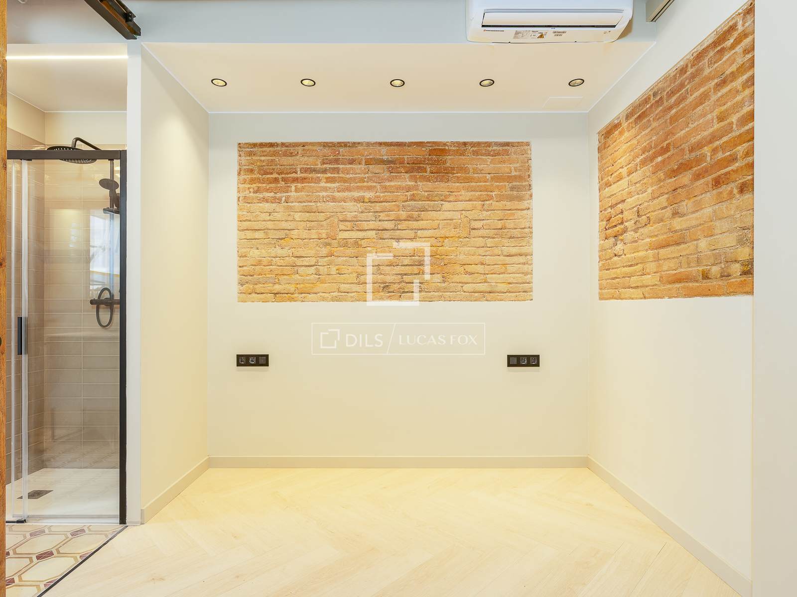 Apartment in Barcelona, Spain 3 bedrooms, 67 sq.m. No. 192581
