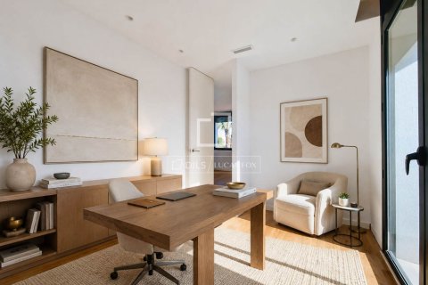 Villa en venta en Vilanova i la Geltrú, Barcelona, España 5 dormitorios, 217 m2 No. 192582 - foto 5