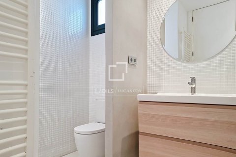 Villa en venta en Vilanova i la Geltrú, Barcelona, España 5 dormitorios, 217 m2 No. 192582 - foto 27