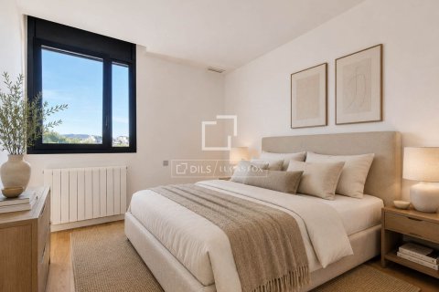 Villa en venta en Vilanova i la Geltrú, Barcelona, España 5 dormitorios, 217 m2 No. 192582 - foto 7