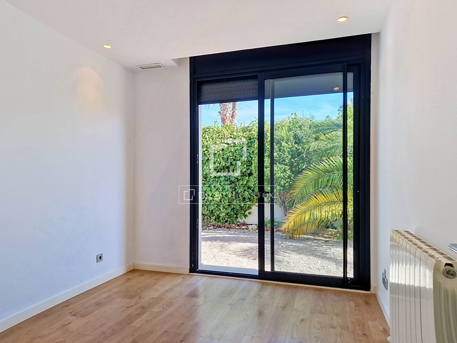 Villa a Vilanova i la Geltru, Barcelona, Spagna 5 camere da letto, 217 mq. N° 192582