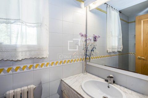 Villa en venta en Bellaterra, Barcelona, España 4 dormitorios, 442 m2 No. 192584 - foto 24