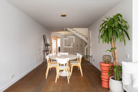 Ático en venta en Barcelona, España 5 dormitorios, 234 m2 No. 192583 - foto 12