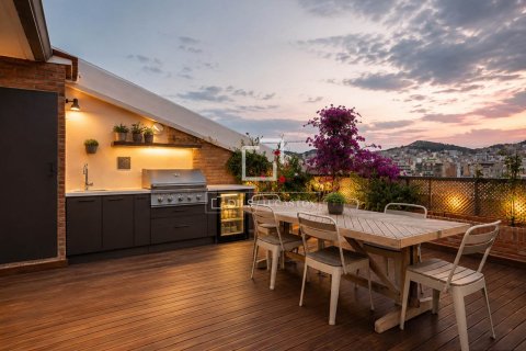 Penthouse w Barcelona, Hiszpania 5 sypialni, 234 mkw. nr 192583 – zdjęcie 29