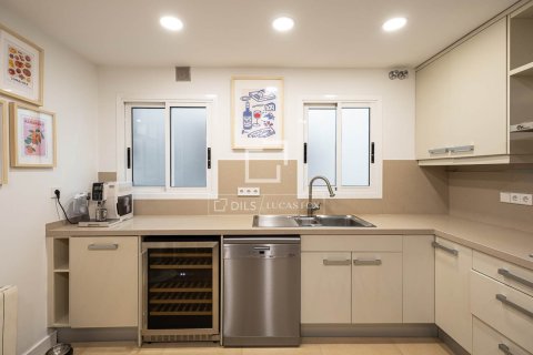 Ático en venta en Barcelona, España 5 dormitorios, 234 m2 No. 192583 - foto 8