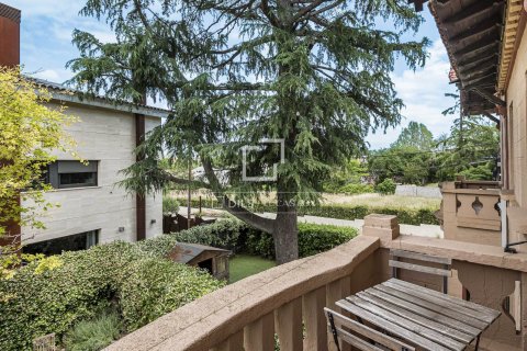 Villa en venta en Sant Cugat del Vallès, Barcelona, España 4 dormitorios, 139 m2 No. 192585 - foto 19