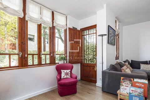Villa en venta en Sant Cugat del Vallès, Barcelona, España 4 dormitorios, 139 m2 No. 192585 - foto 11