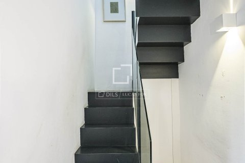 Villa en venta en Sant Cugat del Vallès, Barcelona, España 4 dormitorios, 139 m2 No. 192585 - foto 27