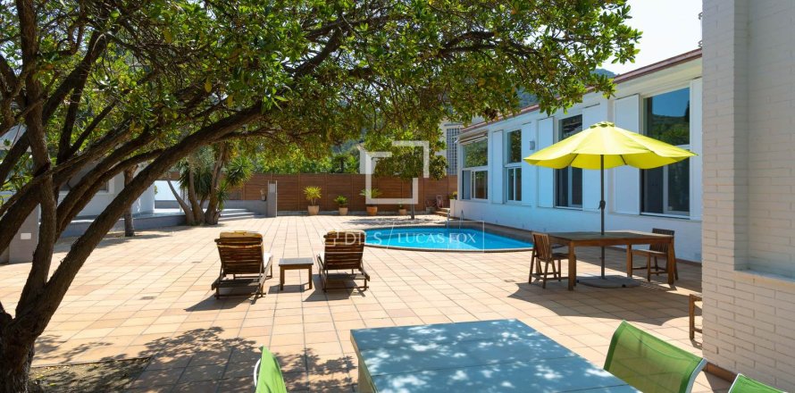 Villa in Argentona, Barcelona, Spanien 5 Schlafzimmer, 205 m2 Nr. 192587