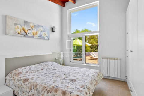 Villa zum Verkauf in Argentona, Barcelona, Spanien 5 Schlafzimmer, 205 m2 Nr. 192587 - Foto 9