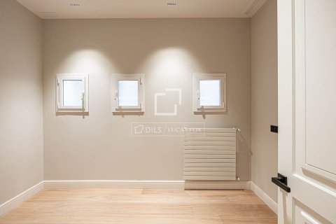 Wohnung zum Verkauf in Barcelona, Spanien 3 Schlafzimmer, 159 m2 Nr. 192586 - Foto 18