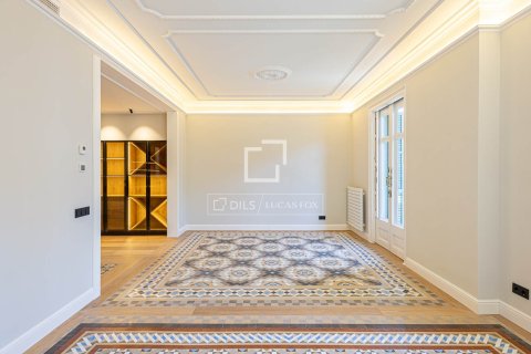 Wohnung zum Verkauf in Barcelona, Spanien 3 Schlafzimmer, 159 m2 Nr. 192586 - Foto 4