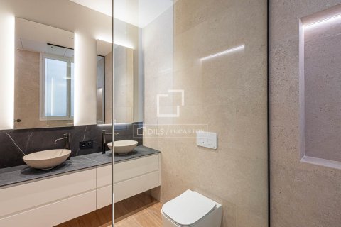 Wohnung zum Verkauf in Barcelona, Spanien 3 Schlafzimmer, 159 m2 Nr. 192586 - Foto 26