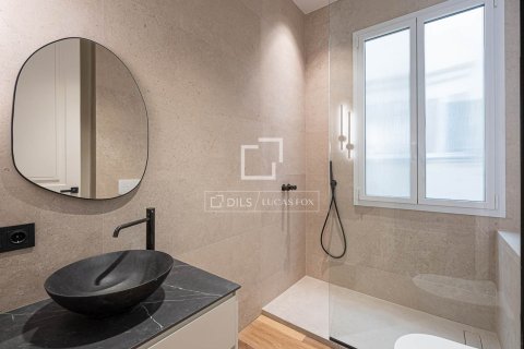 Wohnung zum Verkauf in Barcelona, Spanien 3 Schlafzimmer, 159 m2 Nr. 192586 - Foto 15