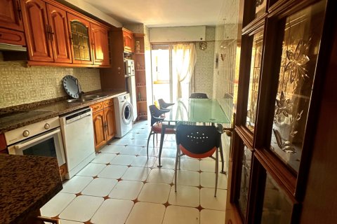 Apartment à vendre à Leon, Espagne, 5 chambres, 125 m2 No. 172284 - photo 5