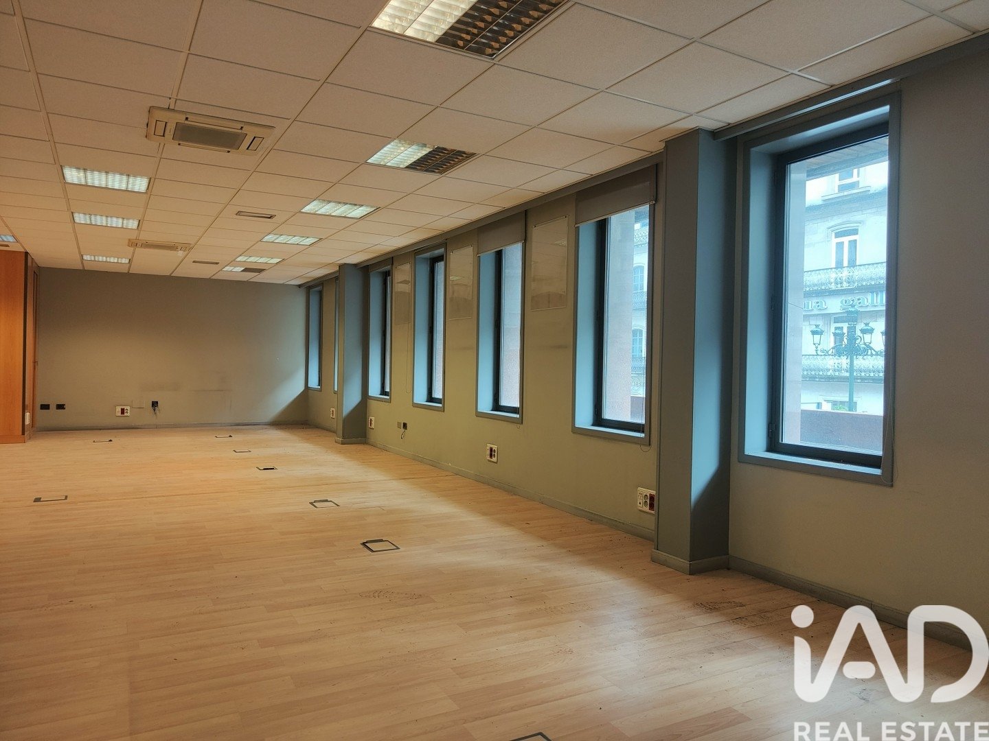 Büro in Vigo, Pontevedra, Spanien 235 m2 Nr. 172281