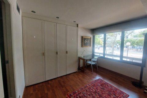 Apartamento en venta en Barcelona, España 2 dormitorios, No. 140864 - foto 15