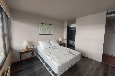 Apartamento en venta en Barcelona, España 2 dormitorios, No. 140864 - foto 3