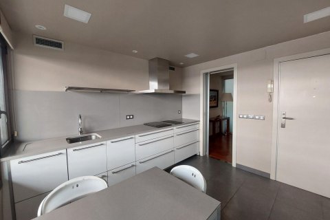 Apartamento en venta en Barcelona, España 2 dormitorios, No. 140864 - foto 6