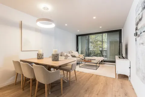 Apartment à vendre à Barcelona, Espagne, 3 chambres, No. 140869 - photo 1