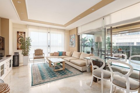 Apartment à vendre à Barcelona, Espagne, 3 chambres, No. 140863 - photo 1