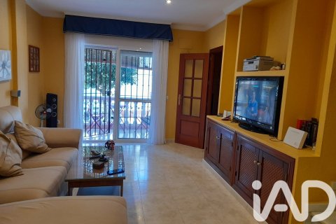 Townhouse for sale in Lepe, Huelva, Spain 3 bedrooms, 136 sq.m. No. 185502 - photo 13