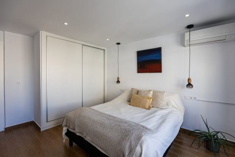 Casa adosada en venta en Torrevieja, Alicante, España 3 dormitorios, 120 m2 No. 147262 - foto 17